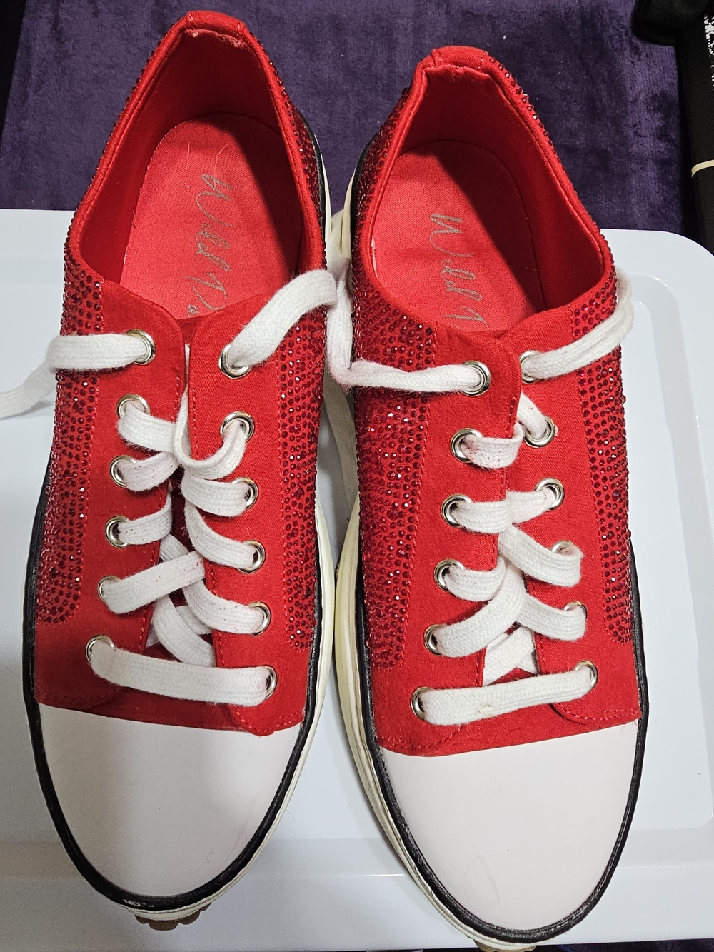 Women's Red Rhinestone Lace-Up Sneakers - Casual Glam